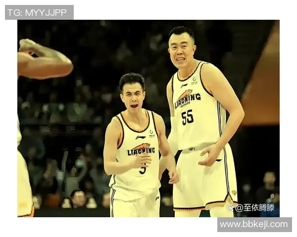 韩德君伤势恢复正常参与合练张镇麟状态良好无碍继续训练